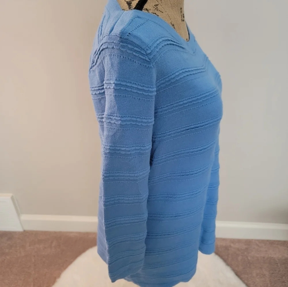 41 Hawthorn light blue spring sweater